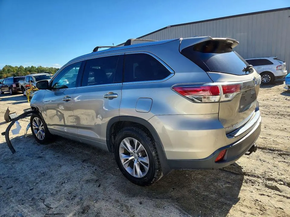 2014 TOYOTA HIGHLANDER XLE  