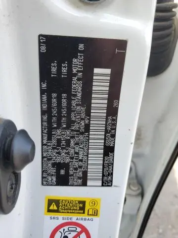 2017 TOYOTA HIGHLANDER LE  