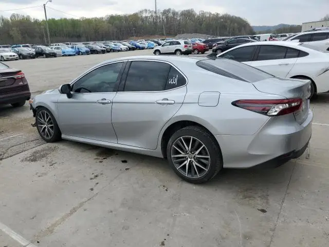 2023 TOYOTA CAMRY XLE  