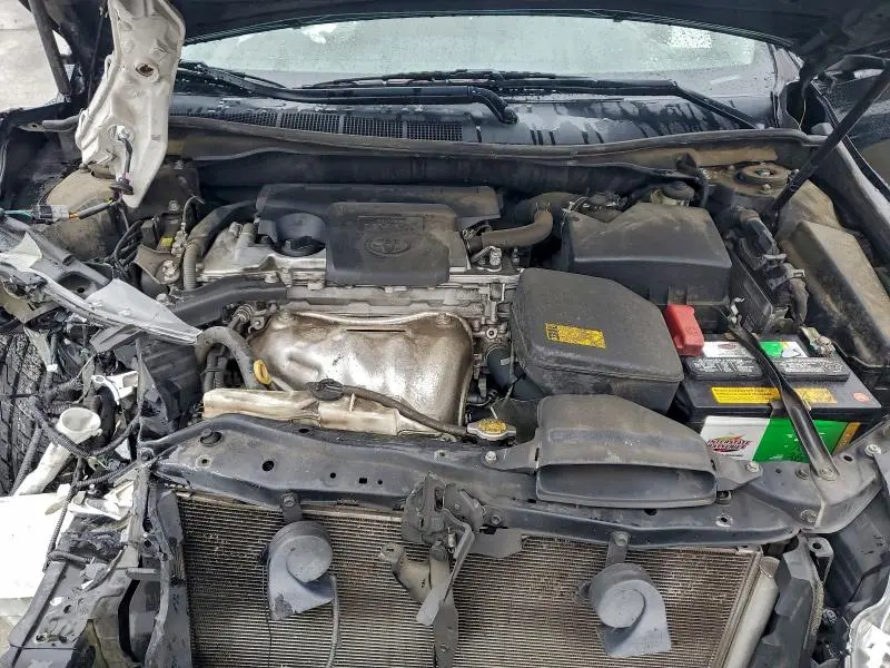 2015 TOYOTA CAMRY LE  