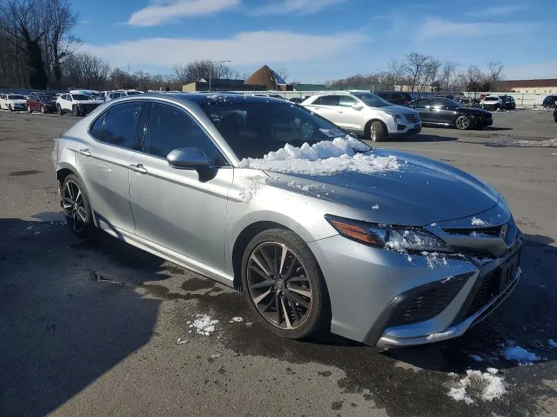 2021 TOYOTA CAMRY XSE  