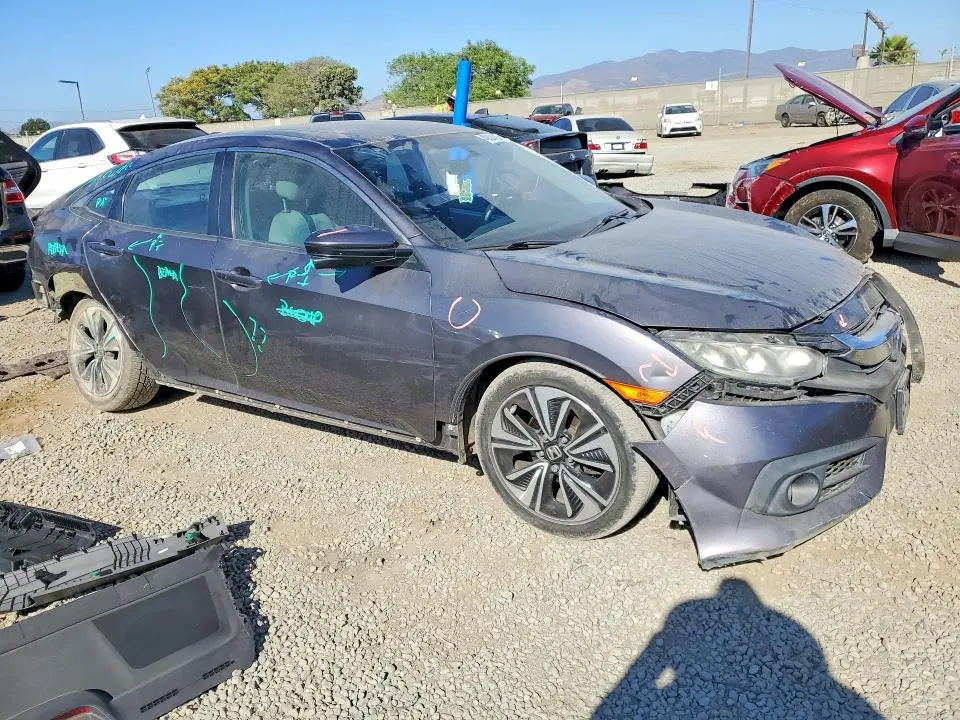 2017 HONDA CIVIC EX  