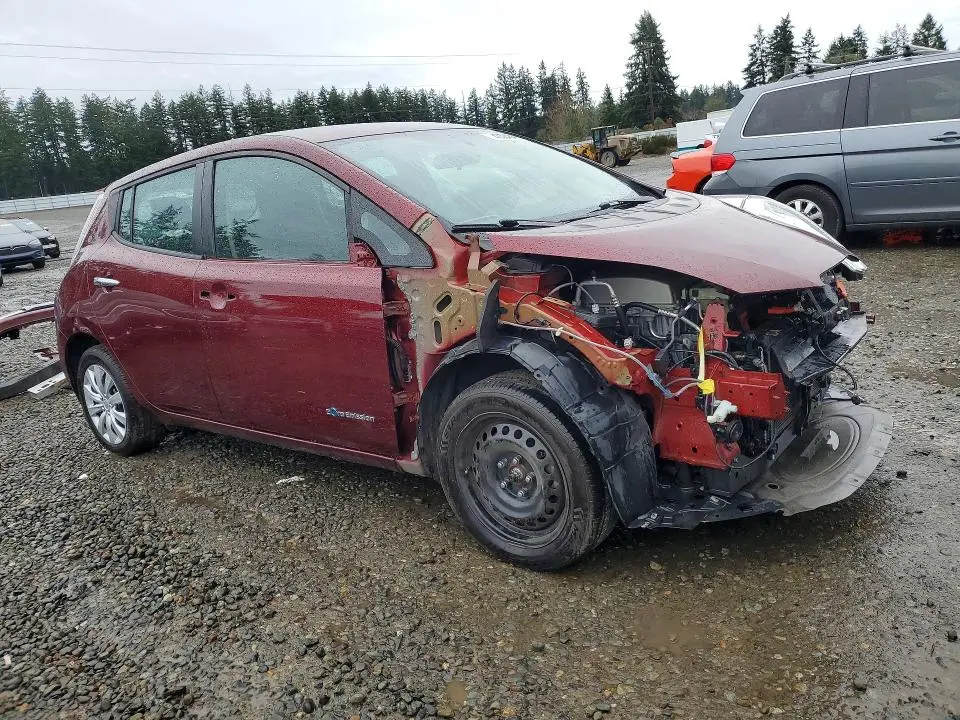 2017 NISSAN LEAF S  