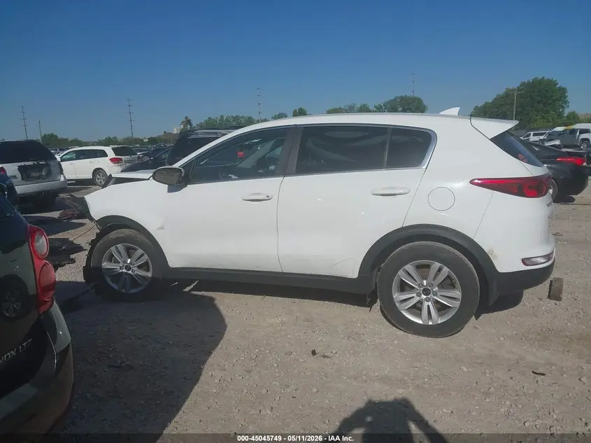 2017 KIA SPORTAGE LX
