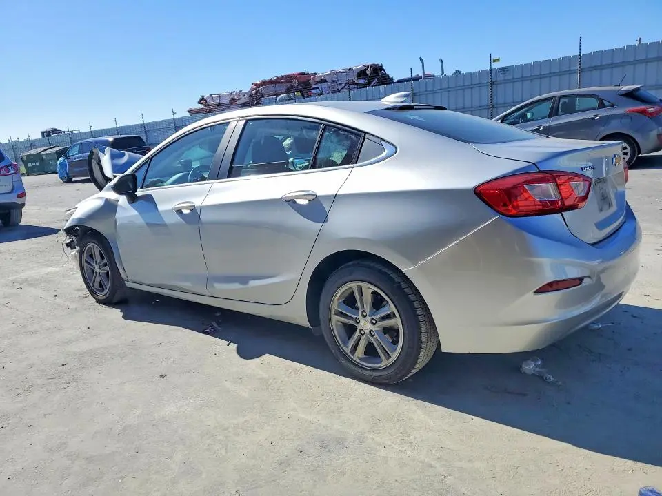 2016 CHEVROLET CRUZE LT  