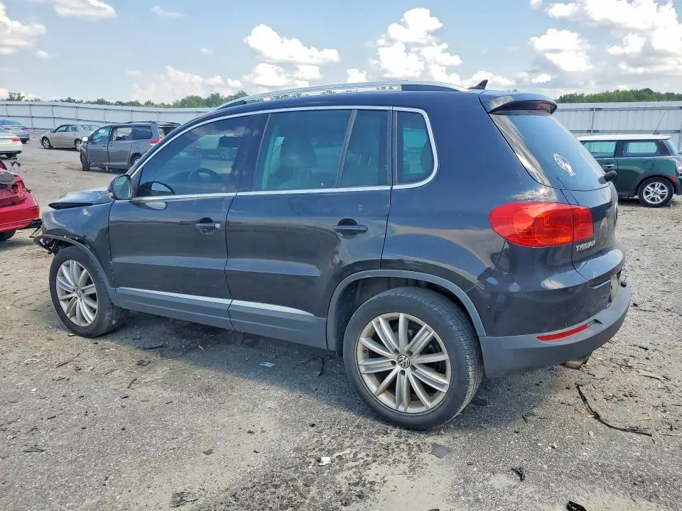 2012 VOLKSWAGEN TIGUAN S  