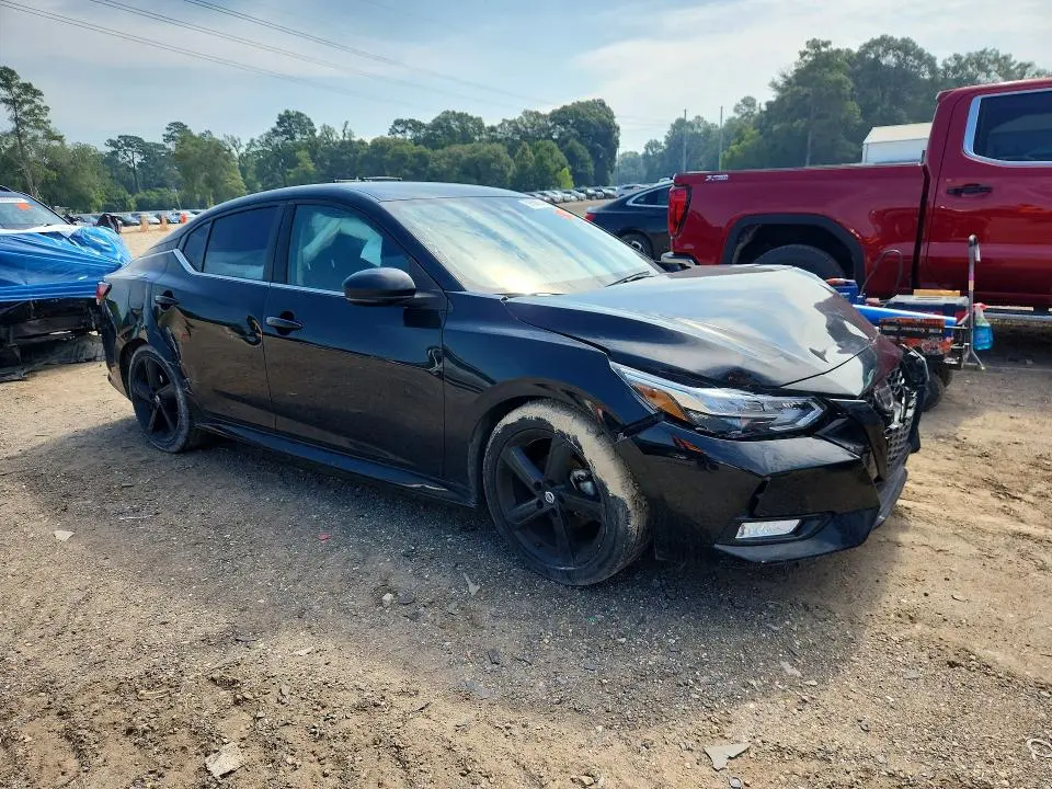 2023 NISSAN SENTRA SR  