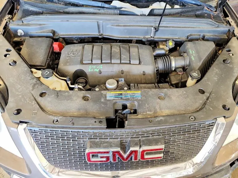 2010 GMC ACADIA SLT-2  