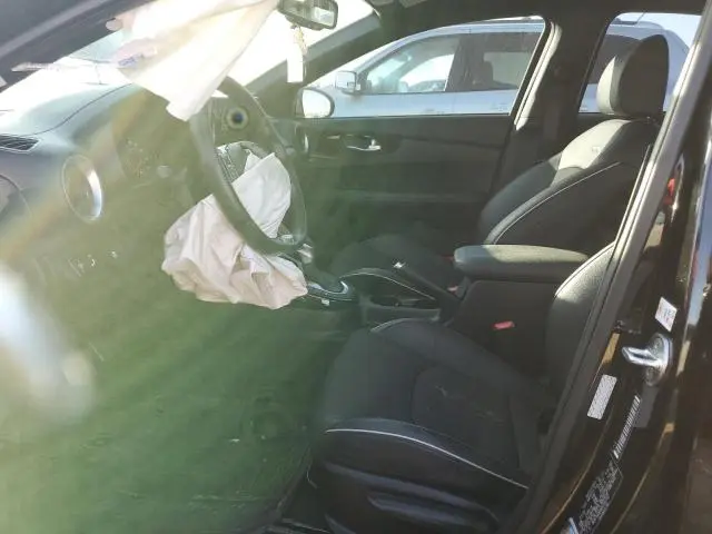 2023 KIA FORTE GT LINE  