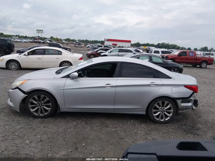2013 HYUNDAI SONATA SE