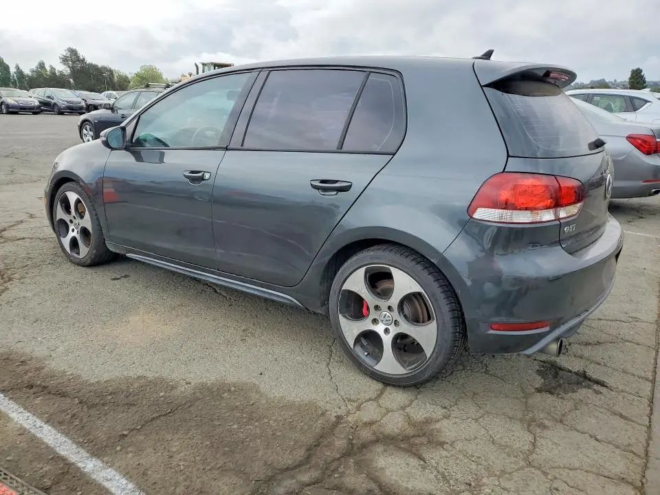 2013 VOLKSWAGEN GTI   