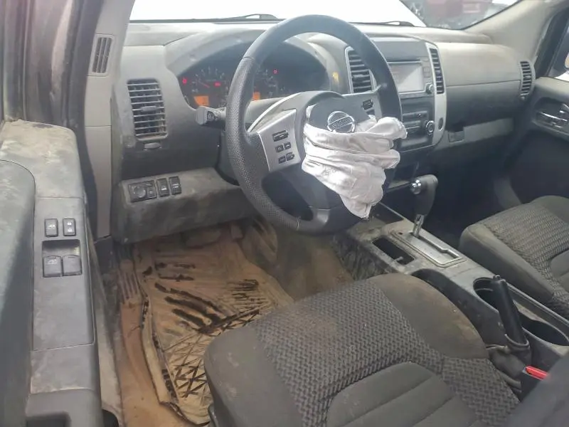 2018 NISSAN FRONTIER SV  