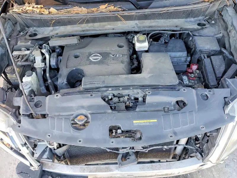 2013 NISSAN PATHFINDER S  