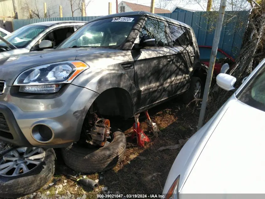 2013 KIA SOUL +