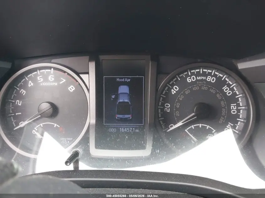 2018 TOYOTA TACOMA  