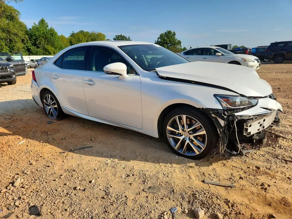 2018 LEXUS IS 300  