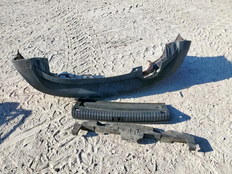 2013 VOLKSWAGEN TIGUAN S  