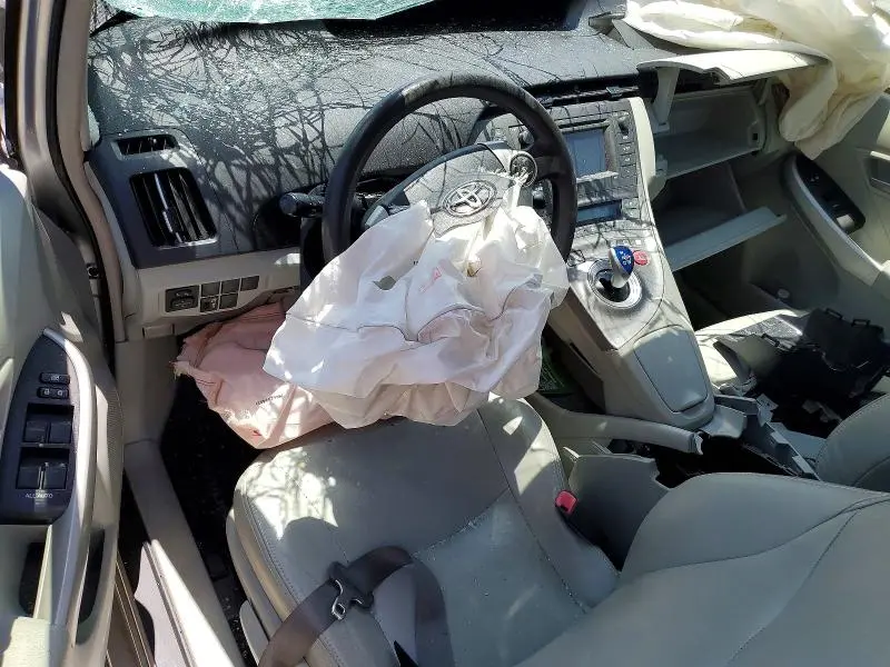 2012 TOYOTA PRIUS THREE  