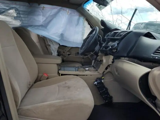 2013 TOYOTA HIGHLANDER BASE