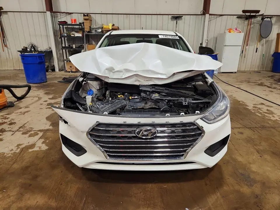 2019 HYUNDAI ACCENT SE  