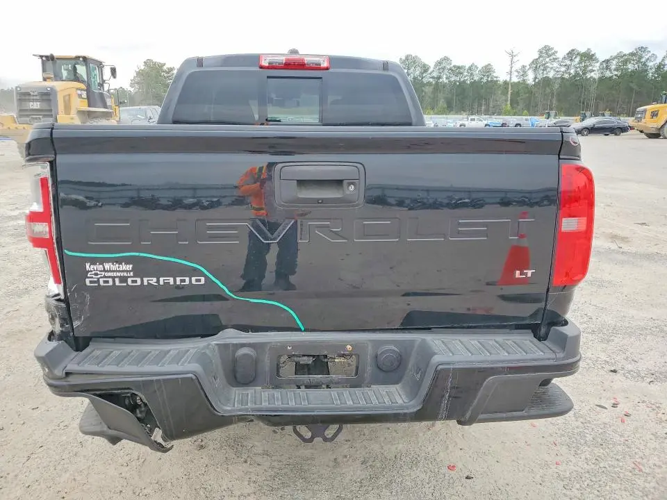 2022 CHEVROLET COLORADO LT  