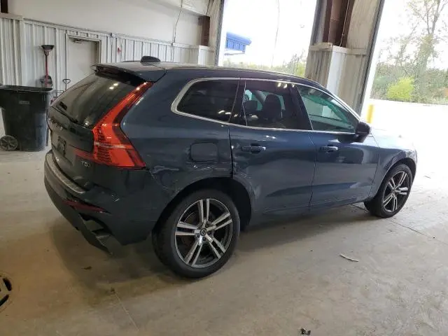 2018 VOLVO XC60 T5 MOMENTUM  