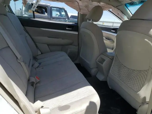 2013 SUBARU LEGACY 2.5I  