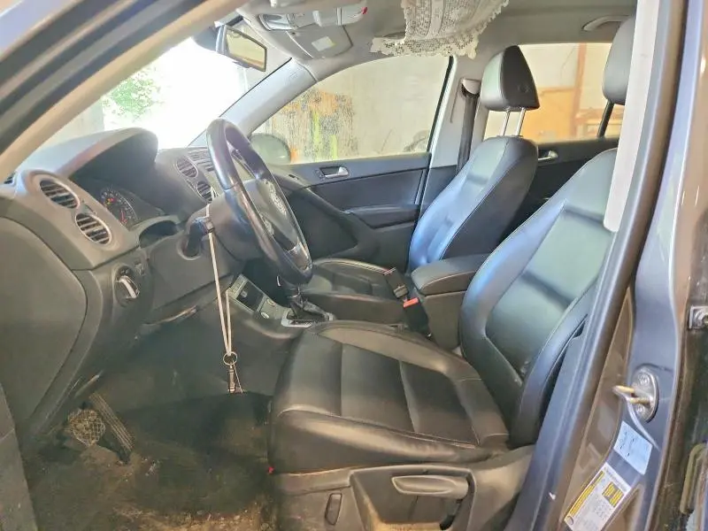 2016 VOLKSWAGEN TIGUAN S  