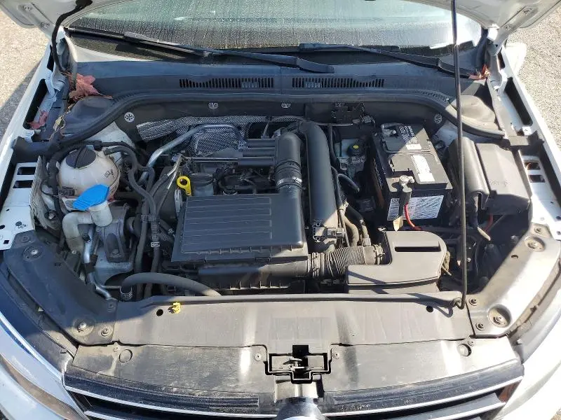 2016 VOLKSWAGEN JETTA SE  