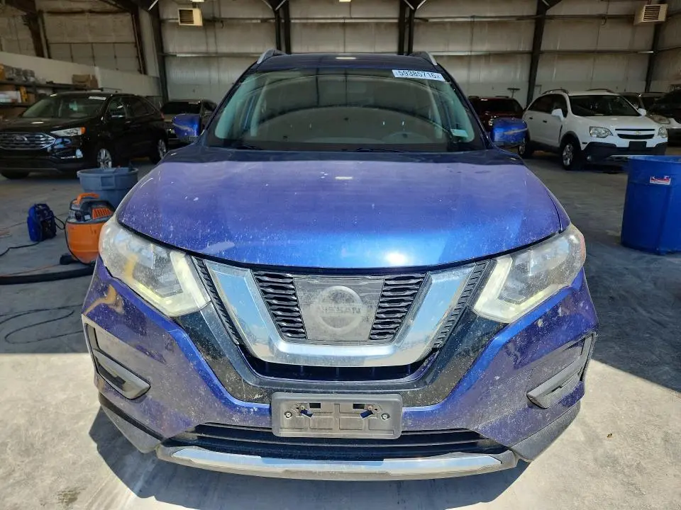 2017 NISSAN ROGUE SV  