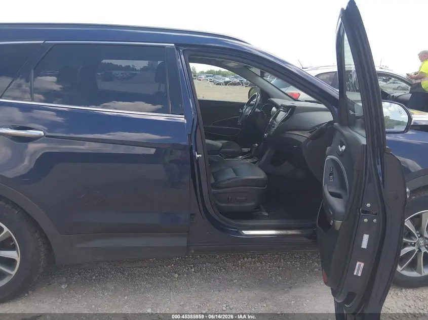 2018 HYUNDAI SANTA FE SE