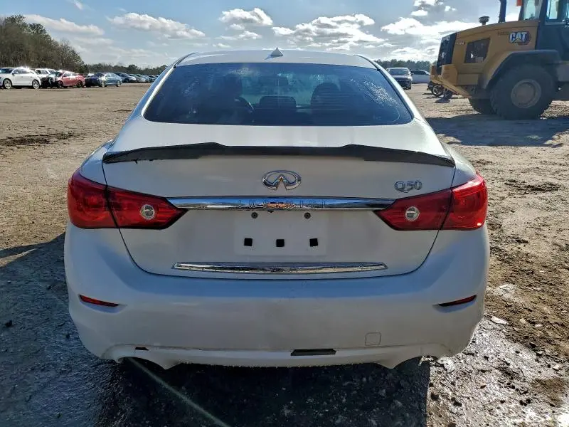 2015 INFINITI Q50 BASE  