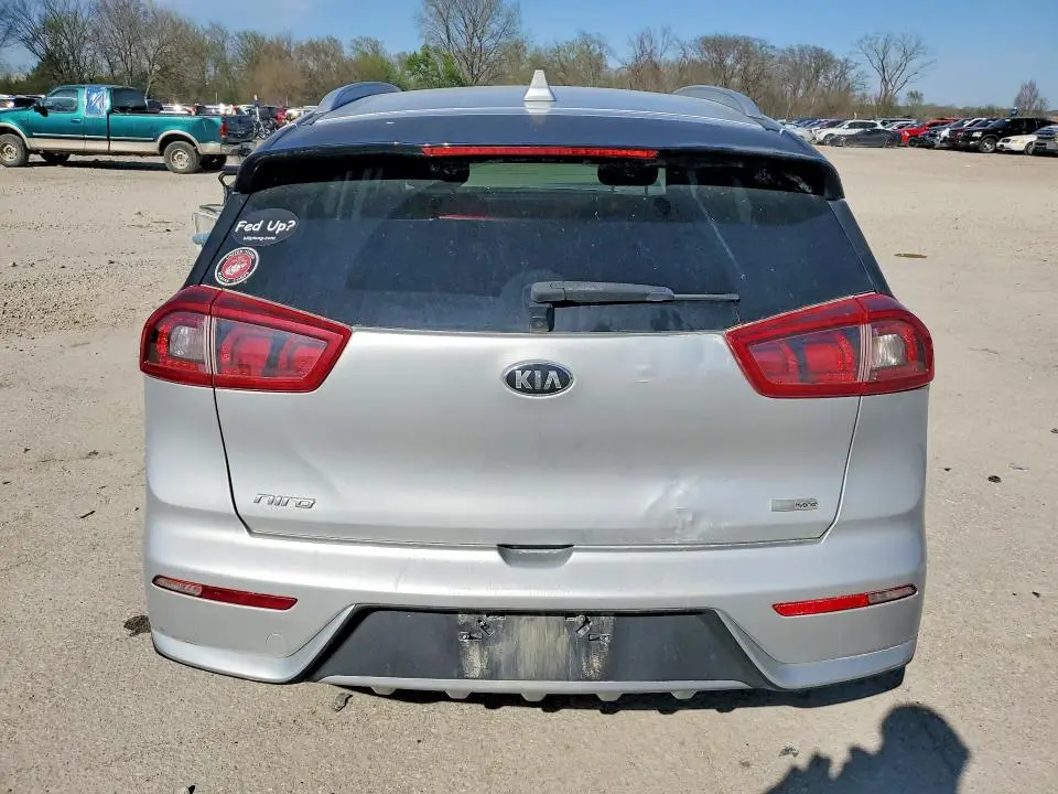 2018 KIA NIRO LX  
