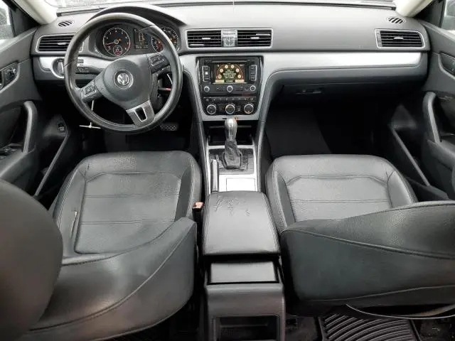 2012 VOLKSWAGEN PASSAT SE  