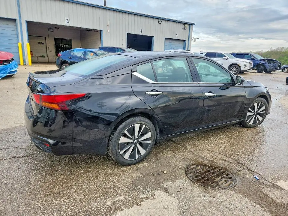 2020 NISSAN ALTIMA SL  