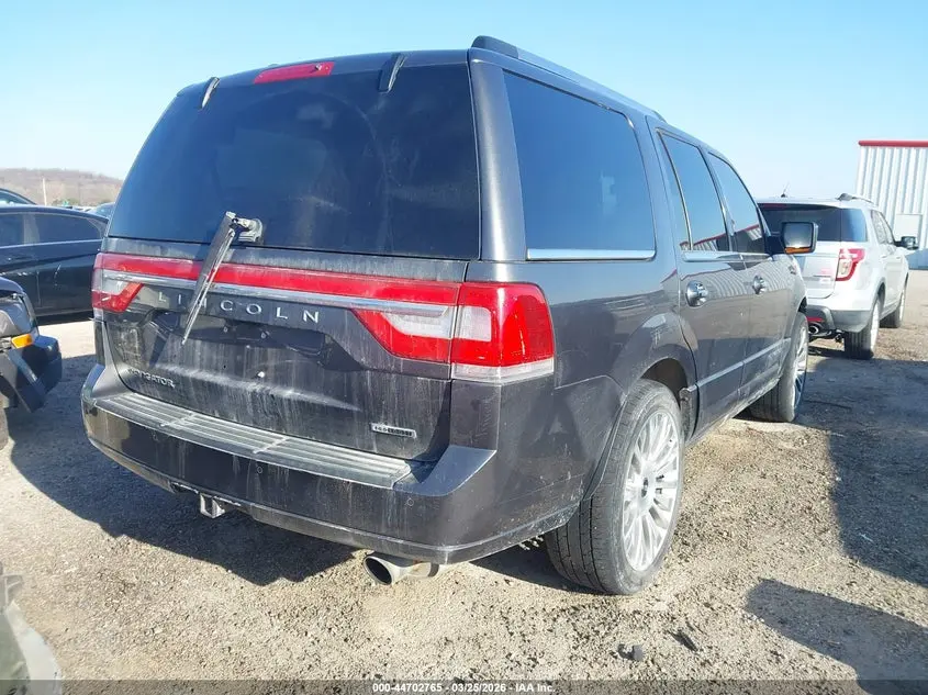 2015 LINCOLN NAVIGATOR  