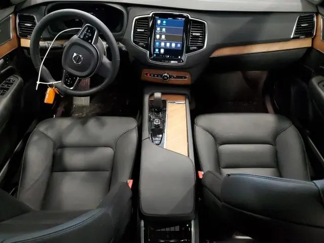 2024 VOLVO XC90 PLUS