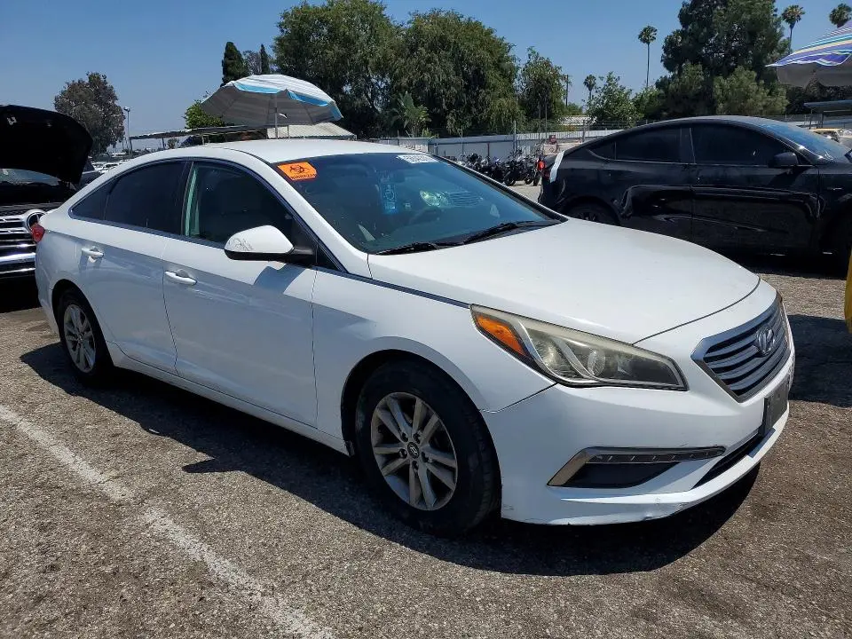 2015 HYUNDAI SONATA SE  