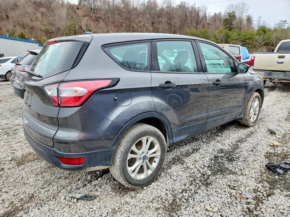 2018 FORD ESCAPE S  