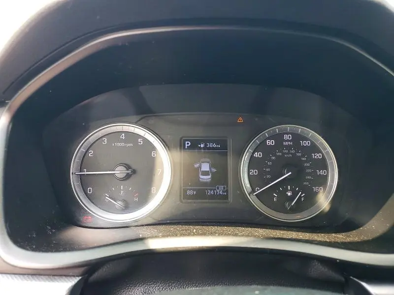 2018 HYUNDAI SONATA SE  