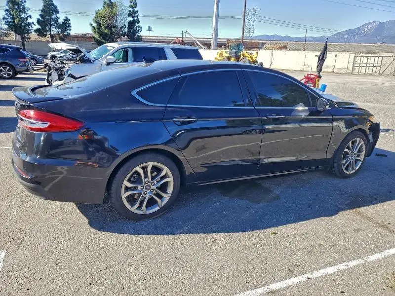 2020 FORD FUSION TITANIUM  