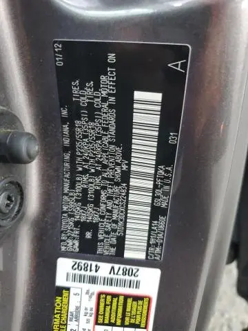 2012 TOYOTA SIENNA XLE  