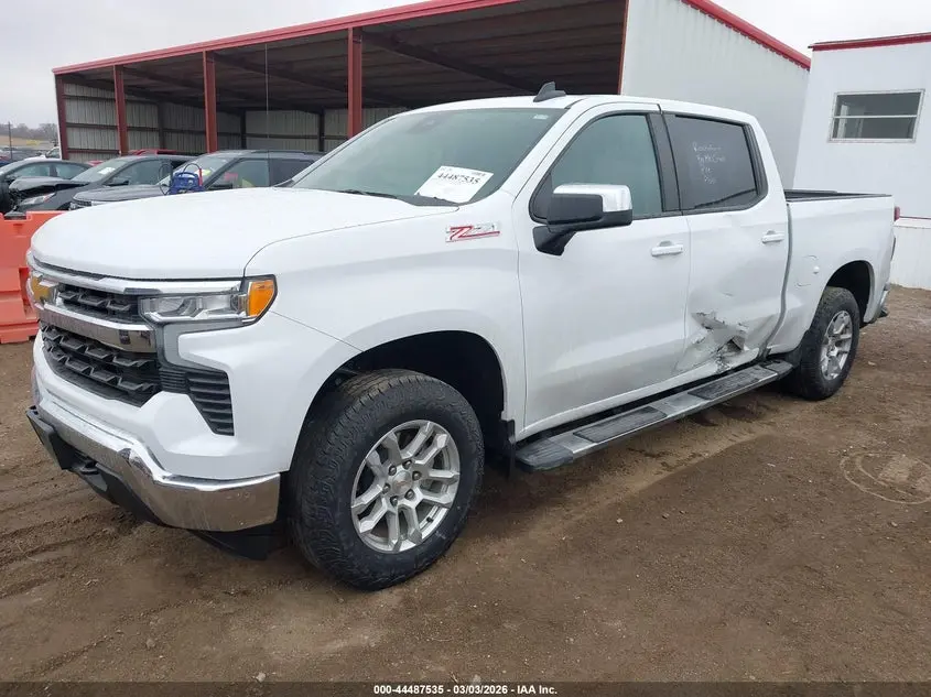 2024 CHEVROLET SILVERADO 1500 4WD  SHORT BED LT