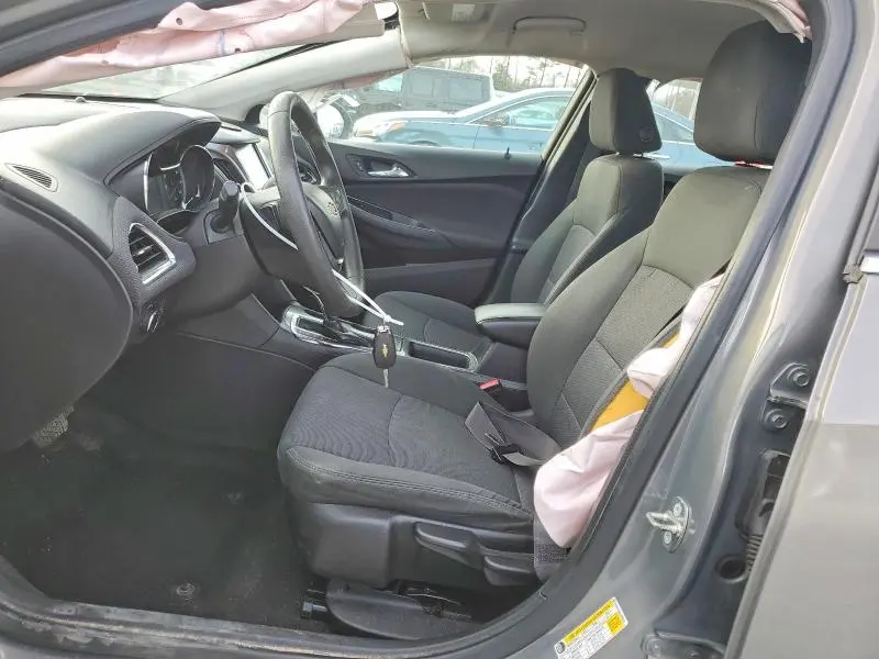 2017 CHEVROLET CRUZE LT  