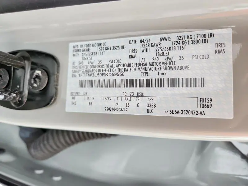 2024 FORD F150 XLT  
