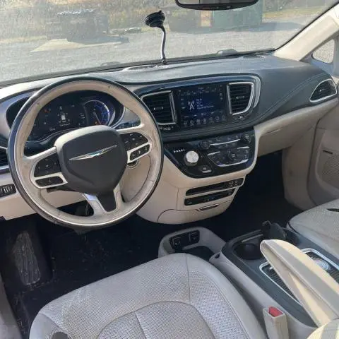 2018 CHRYSLER PACIFICA HYBRID LIMITED  