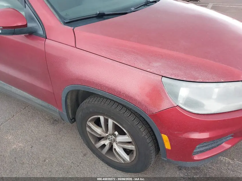 2015 VOLKSWAGEN TIGUAN S