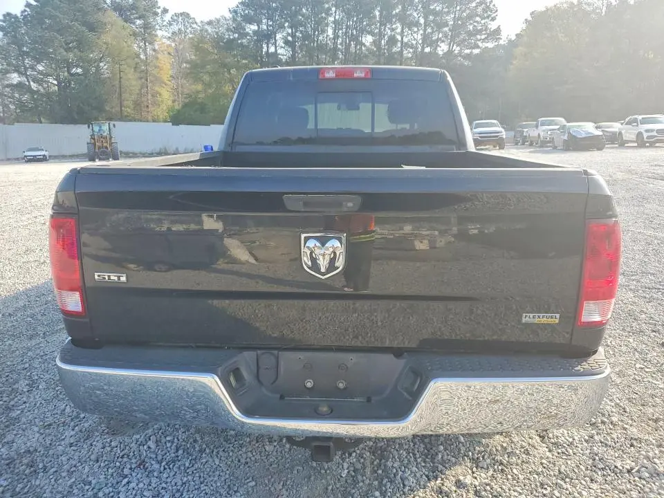 2017 RAM 1500 SLT  