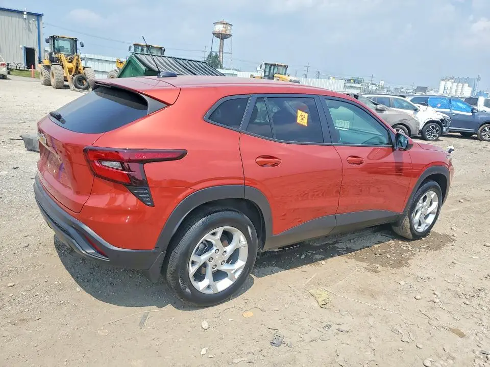 2024 CHEVROLET TRAX LS  