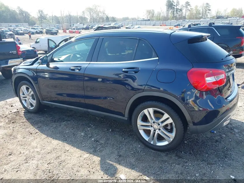 2017 MERCEDES-BENZ GLA 250 4MATIC